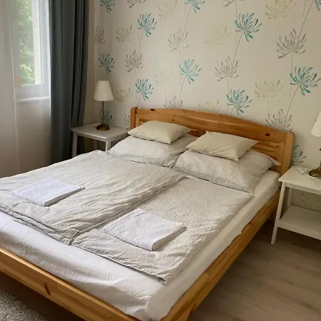 Lilla Apartament
